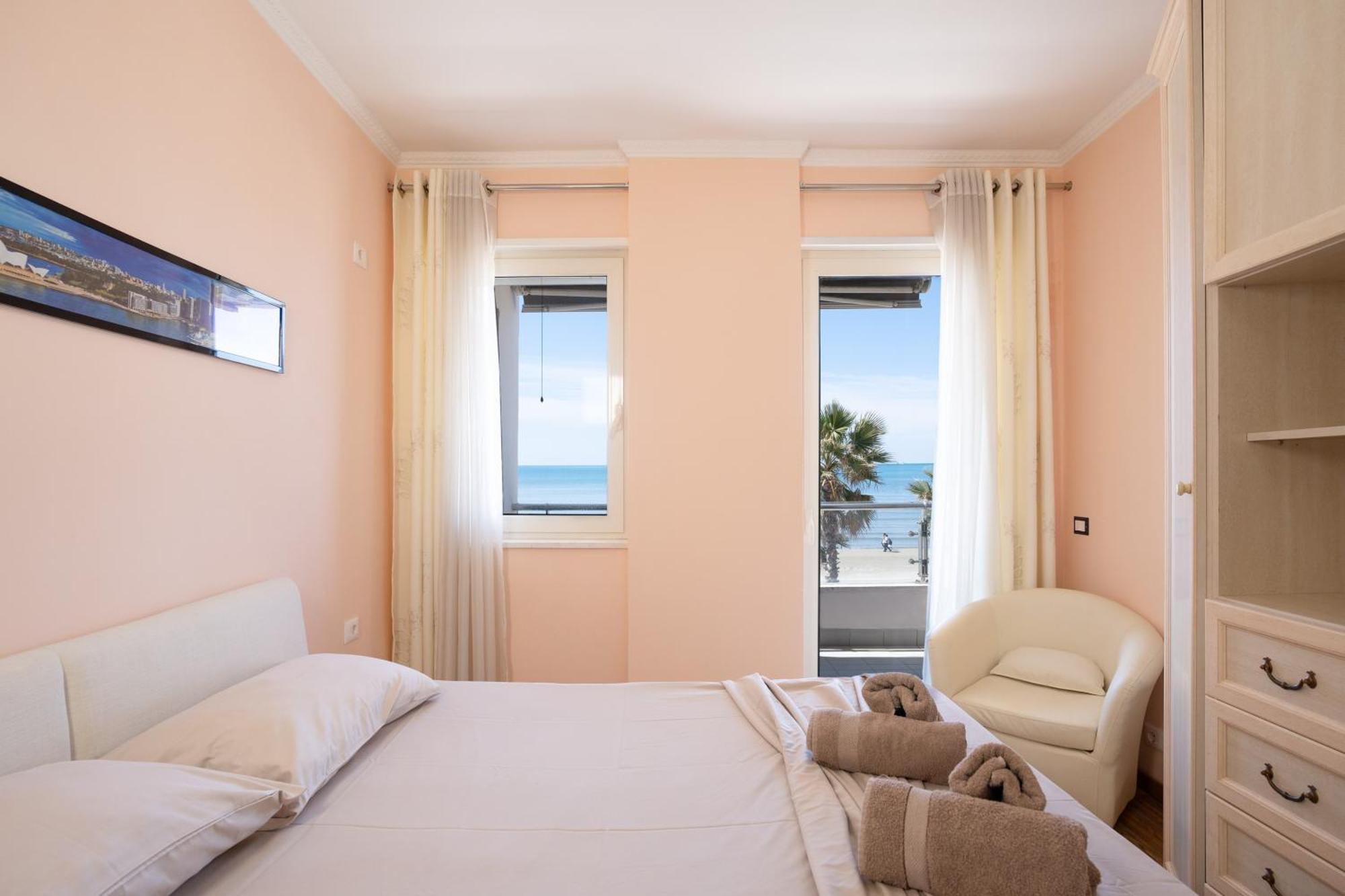 Sea View-Apartment On The Beach - Durrs2 Durrës Exterior foto
